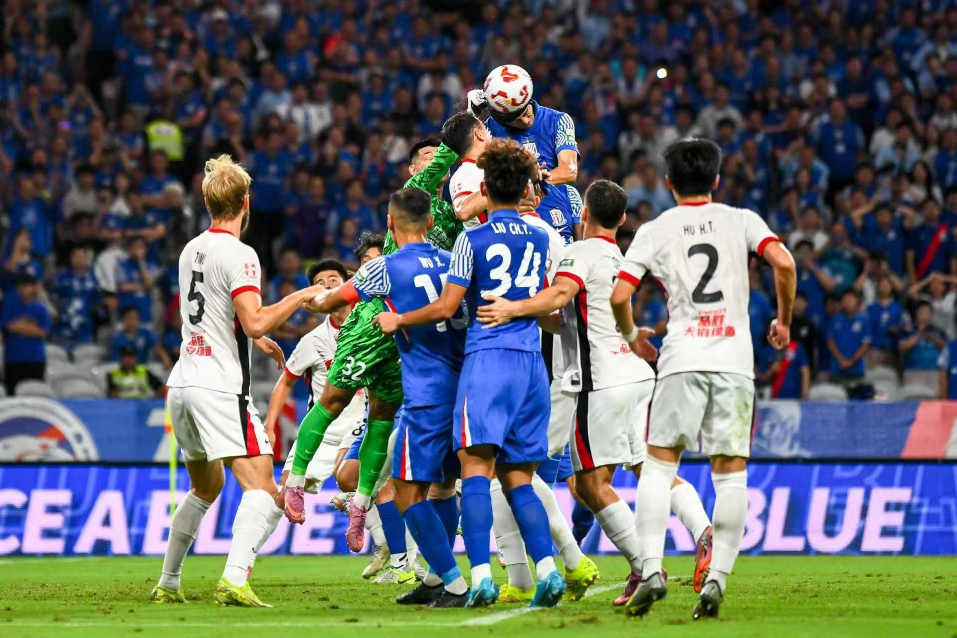 开云体育平台-包含欧篮联国际比赛日再迎强敌，比利亚雷亚尔战术微调，主帅态度：引发热议，资深球员宣示担当的词条