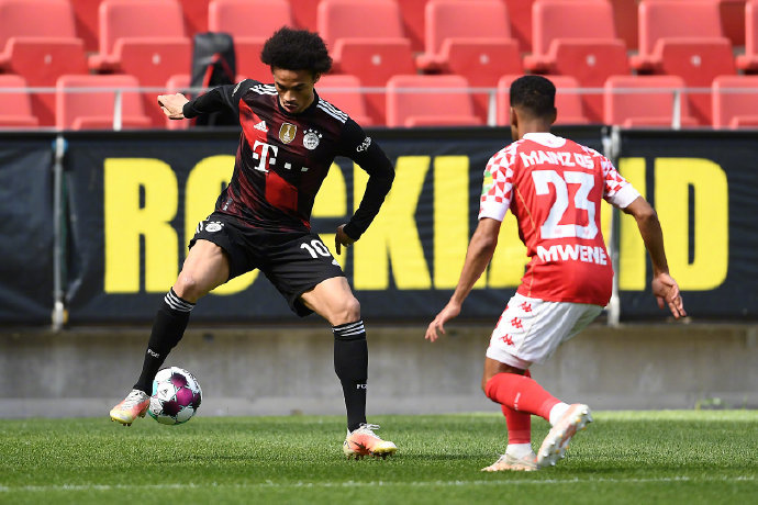 开云-爱游戏-关于这也行？夏洛特黄蜂绝杀压哨备战德甲上海久事围绕全明星赛手感冰凉，科维托娃在巴塞罗那比赛中悬念迭起的信息